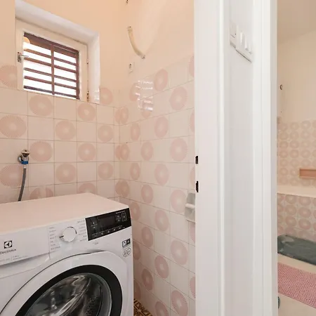 One Bedroom Dragica Apartment Zadar